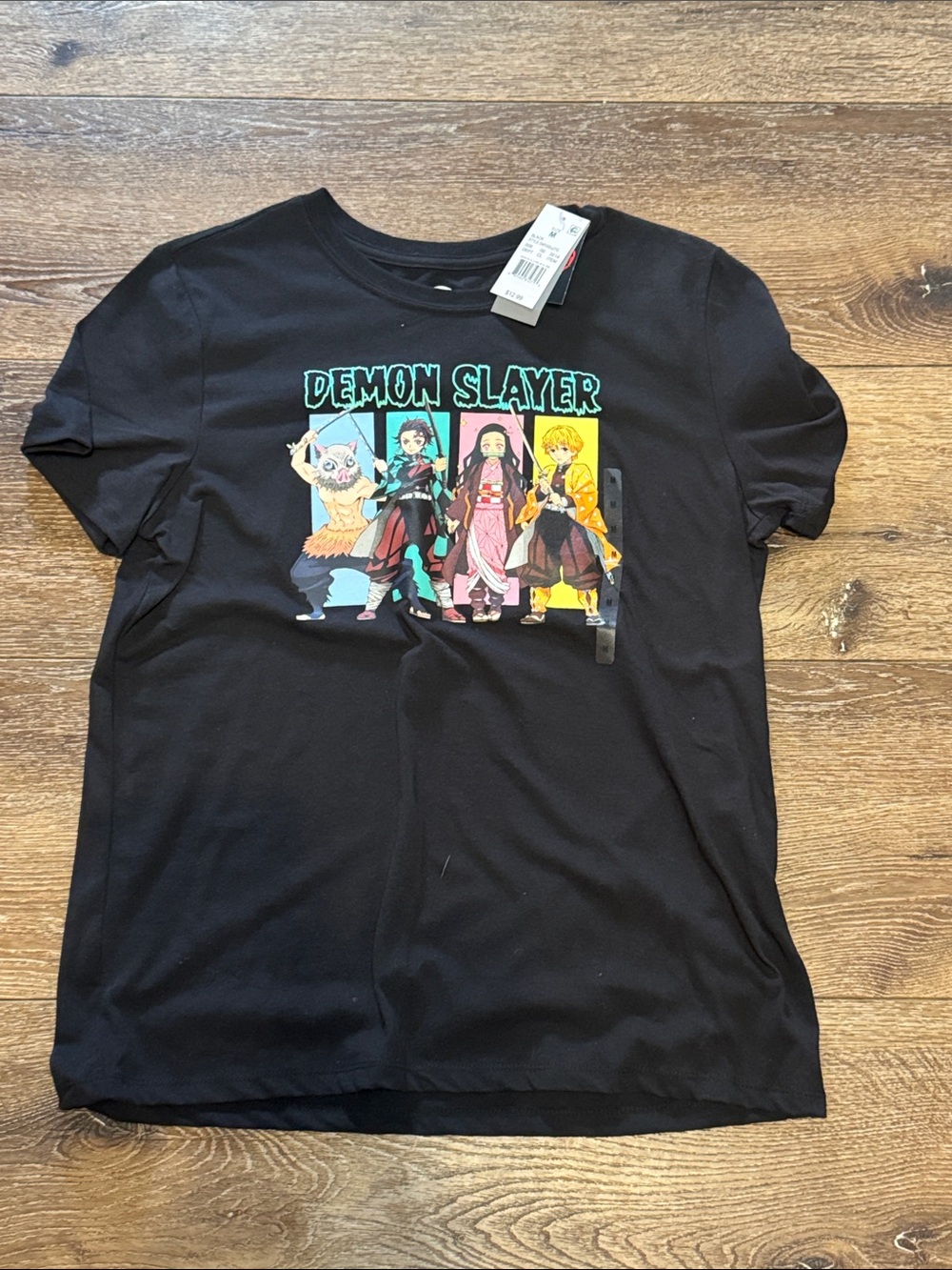 Demon slayers black tee medium NWT